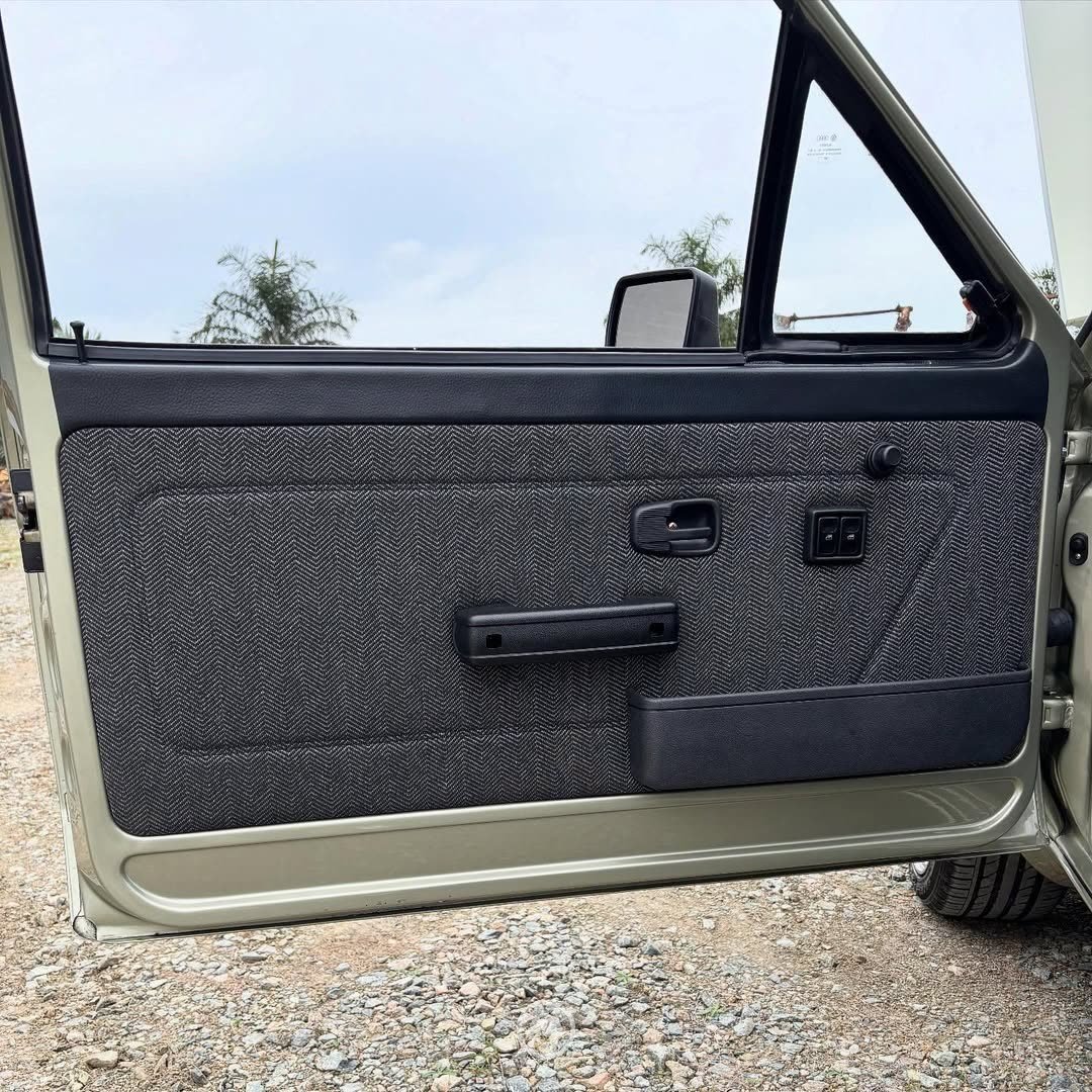 Customização Volkswagen Voyage 1982: Projeto Sleeper com Toques Anos 80 — imagem 5