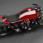 Moto Honda CBX 1050 6 cilindros, customizada Cafe Racer.